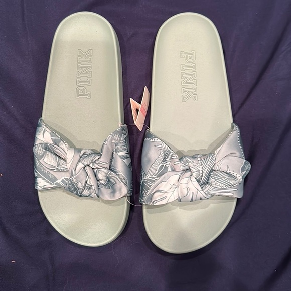 PINK Victoria’s Secret women’s tropical green slides size 7-8 medium NWT - Picture 1 of 4